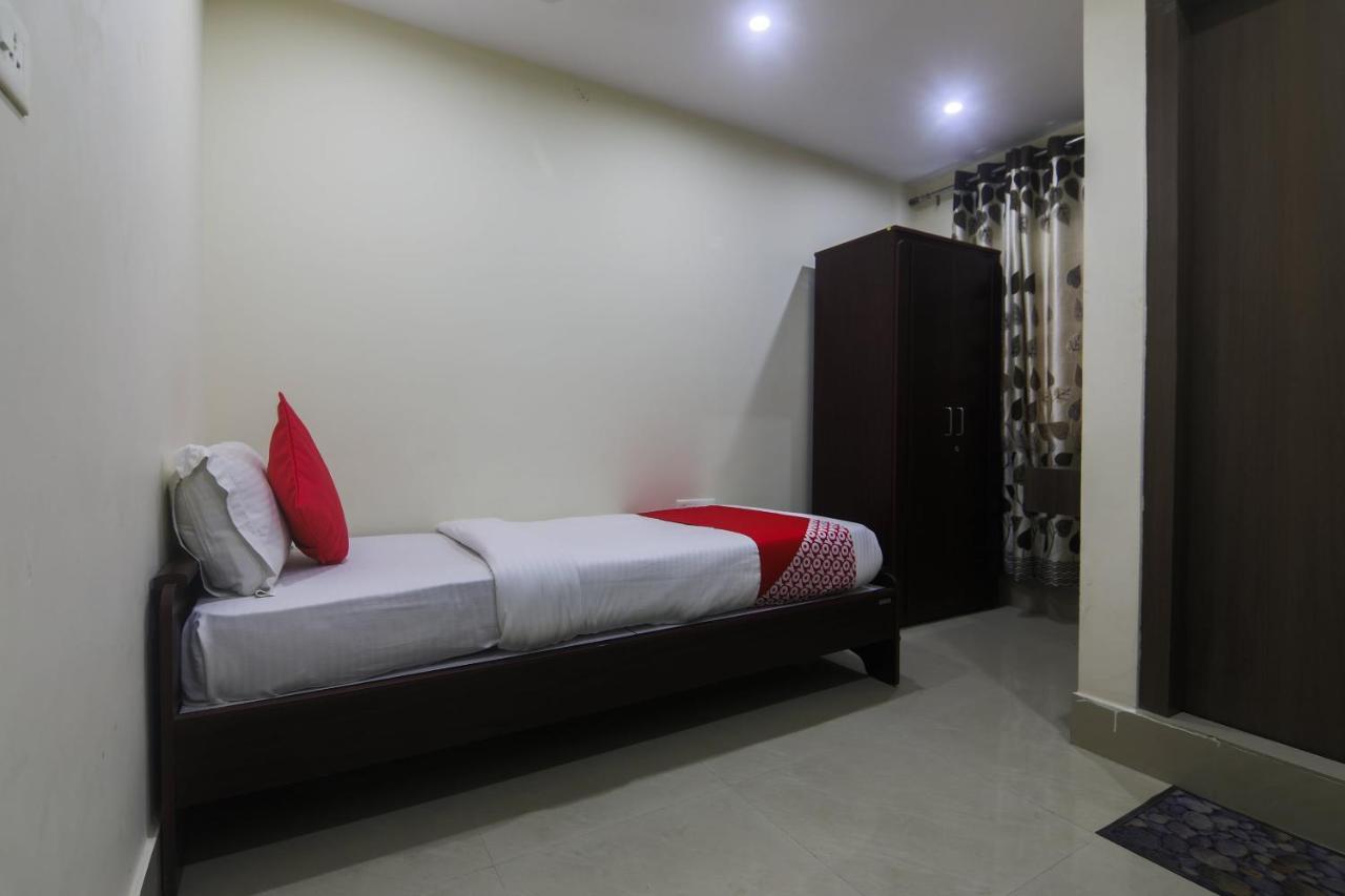 Oyo 27619 Hotel Blue Bird Annexe Nowgong Εξωτερικό φωτογραφία
