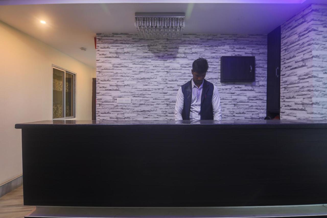 Oyo 27619 Hotel Blue Bird Annexe Nowgong Εξωτερικό φωτογραφία