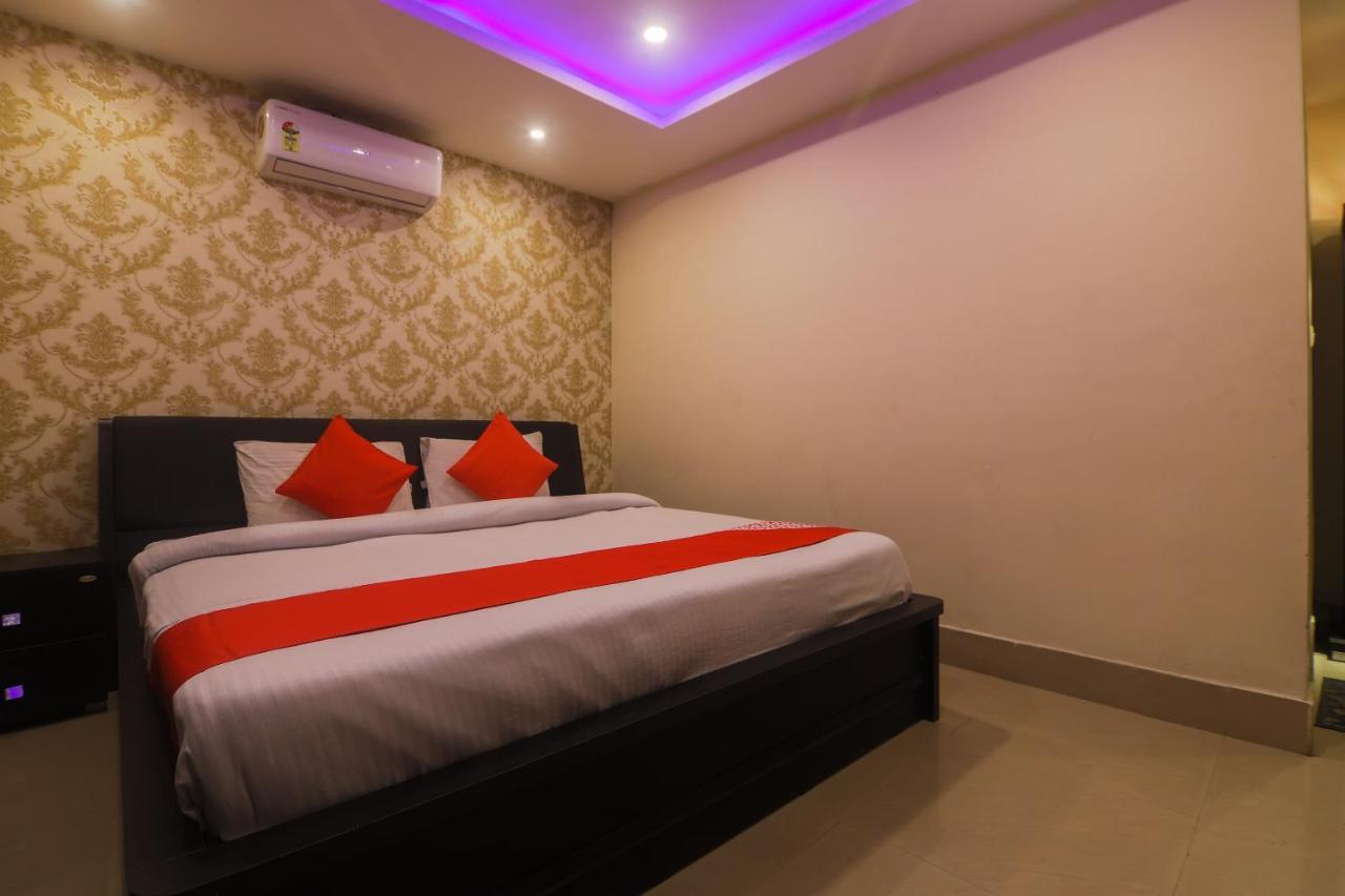 Oyo 27619 Hotel Blue Bird Annexe Nowgong Εξωτερικό φωτογραφία
