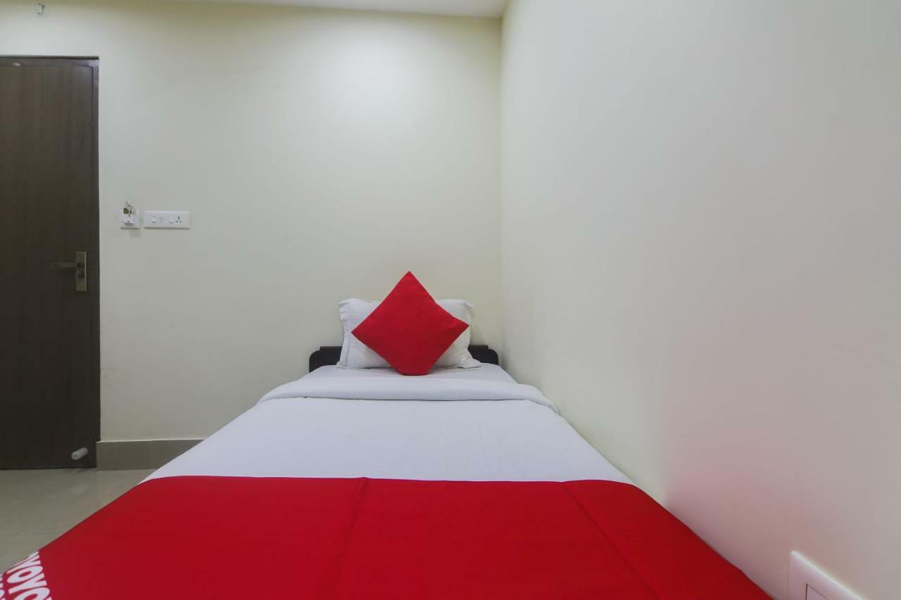 Oyo 27619 Hotel Blue Bird Annexe Nowgong Εξωτερικό φωτογραφία